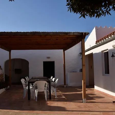 Refugi Biniati Vell Hostel
