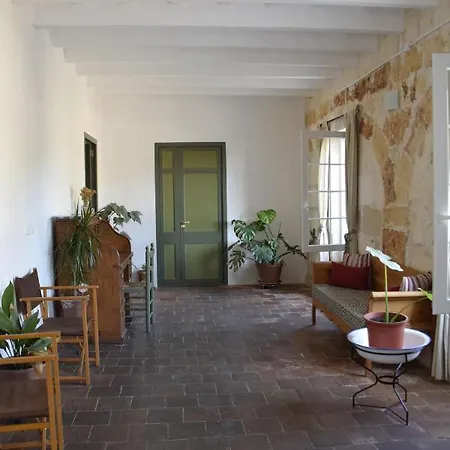 Refugi Biniati Vell Hostel Sant Lluis